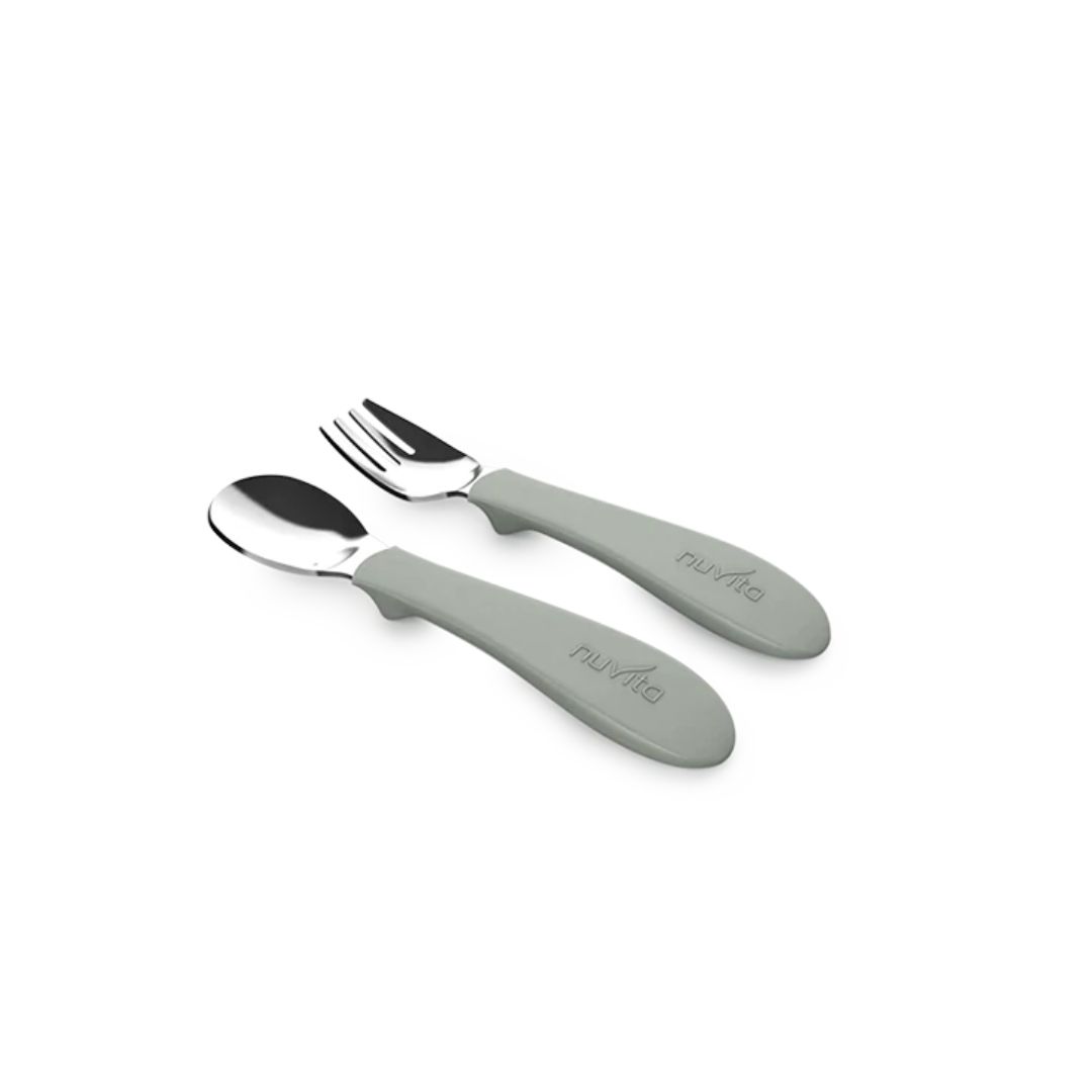 Set posate in acciaio  con manico in silicone - Sage Green